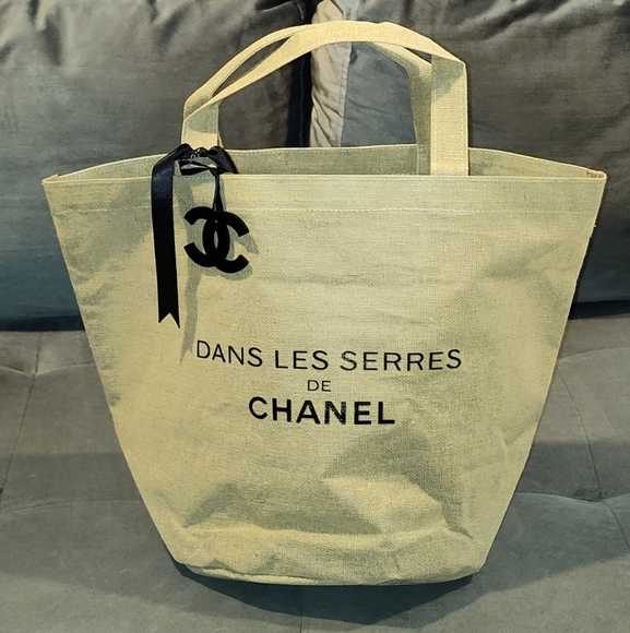 CHANEL Novelty Linen Tote Bag with Charm Logo Eco Bag - Picture 6 of 6